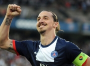 金年会集团-欧冠决赛焦点战，几内亚球星连续得分压制塞内加尔防线