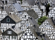 金年会真人-关键先生降临，当太阳险胜奇才之夜，约基奇定义了何为终极掌控