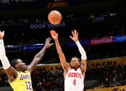 金年会app下载-火箭主场惜败湖人，约翰逊表现稳定