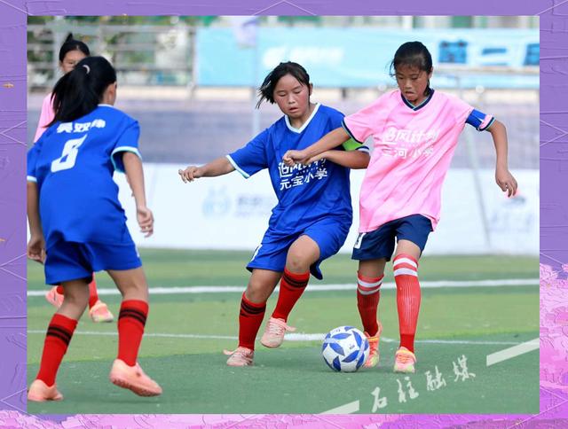 关于精英女足备战国际盛事，不懈努力，勇往直前的信息