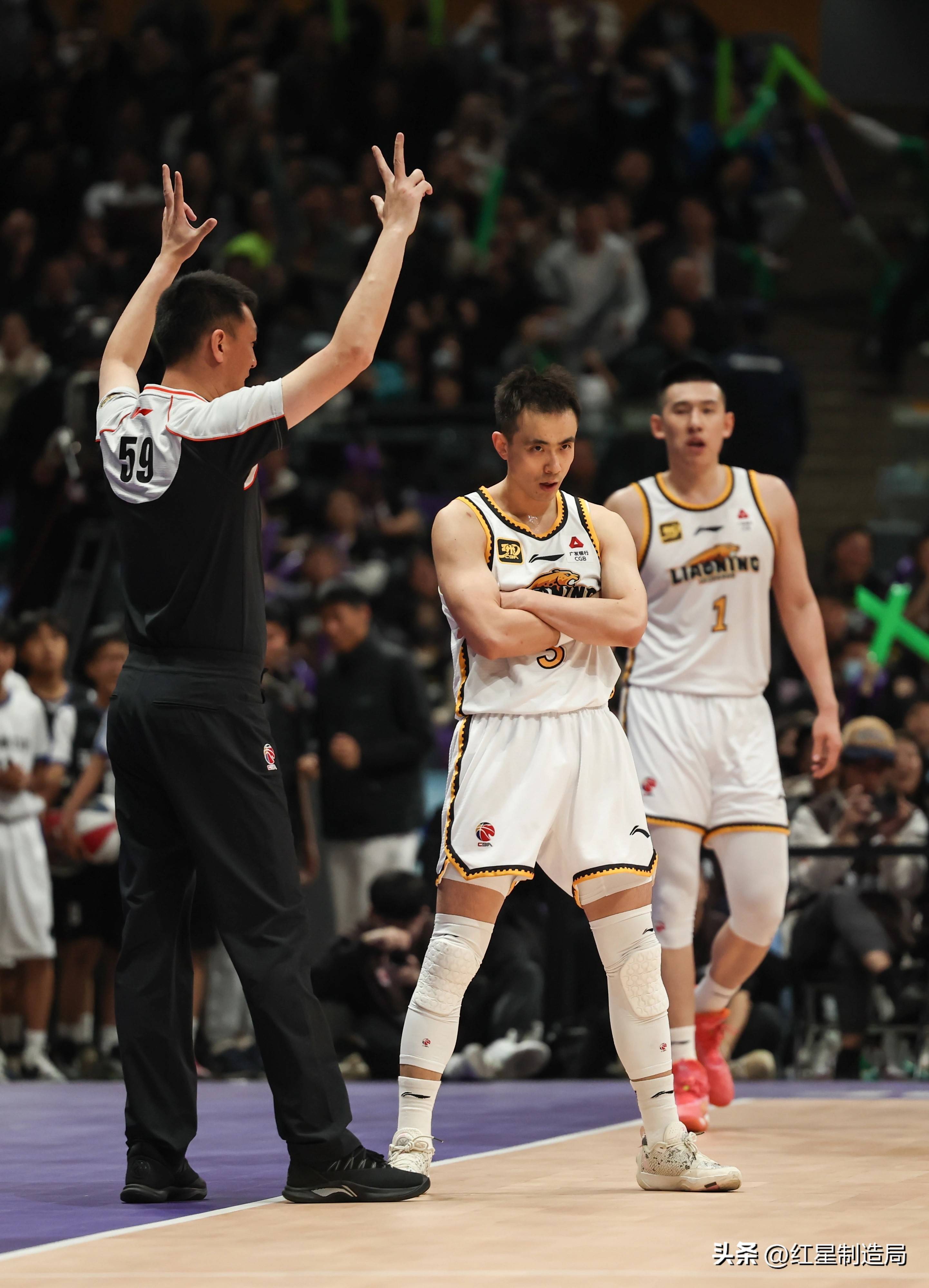 新疆男篮取得连胜，稳居积分榜前列的简单介绍