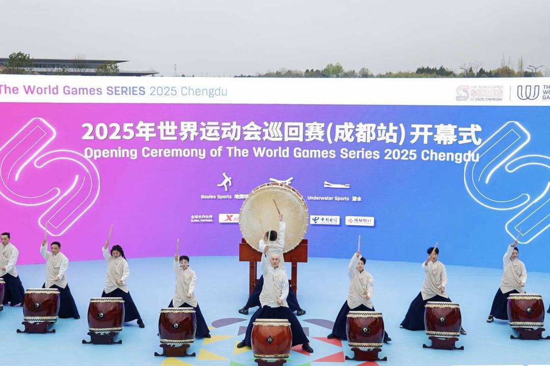 EG横扫TL,Deft操刀奇招英雄翻盘2025世界赛3:2(成都) EG横扫TL,Deft操刀奇招英雄翻盘2025世界赛3:2(成都)