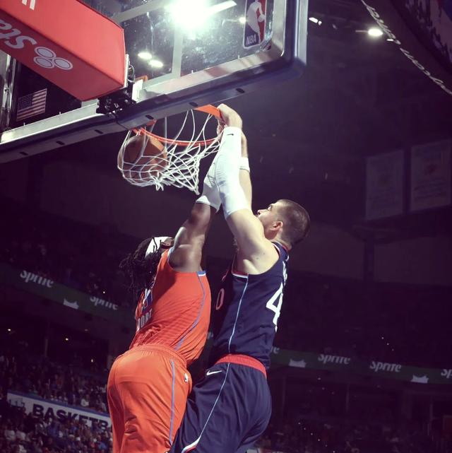 快船大胜雷霆取得四连胜