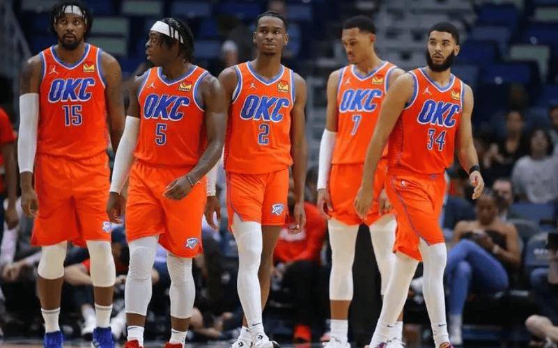 快船大胜雷霆取得四连胜