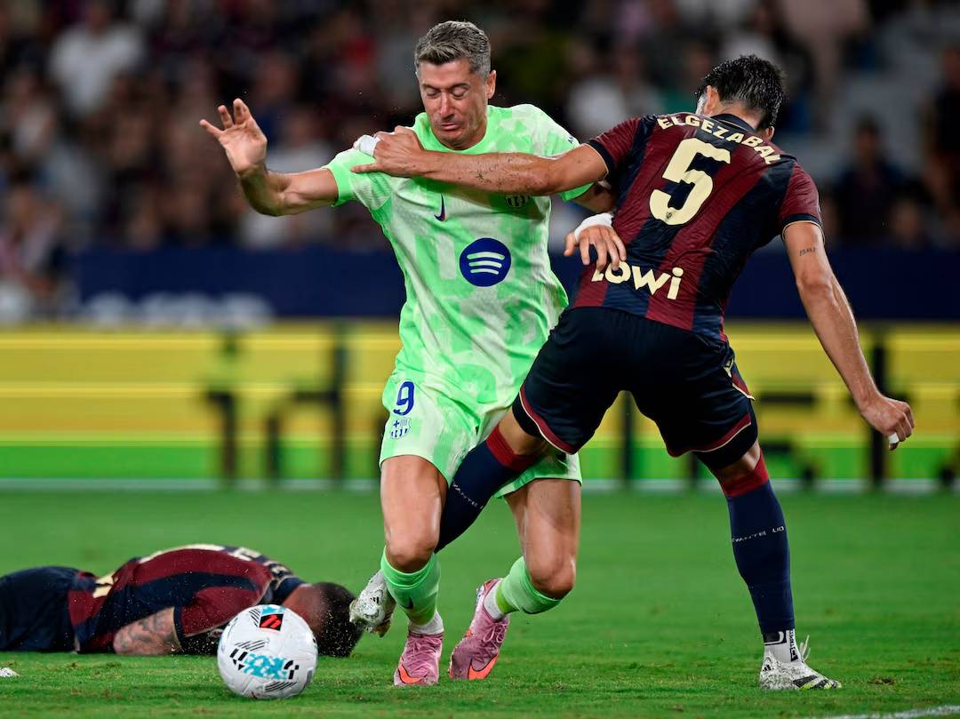 关于荷兰鏖战尤文，费兰·托雷斯高光表现的信息