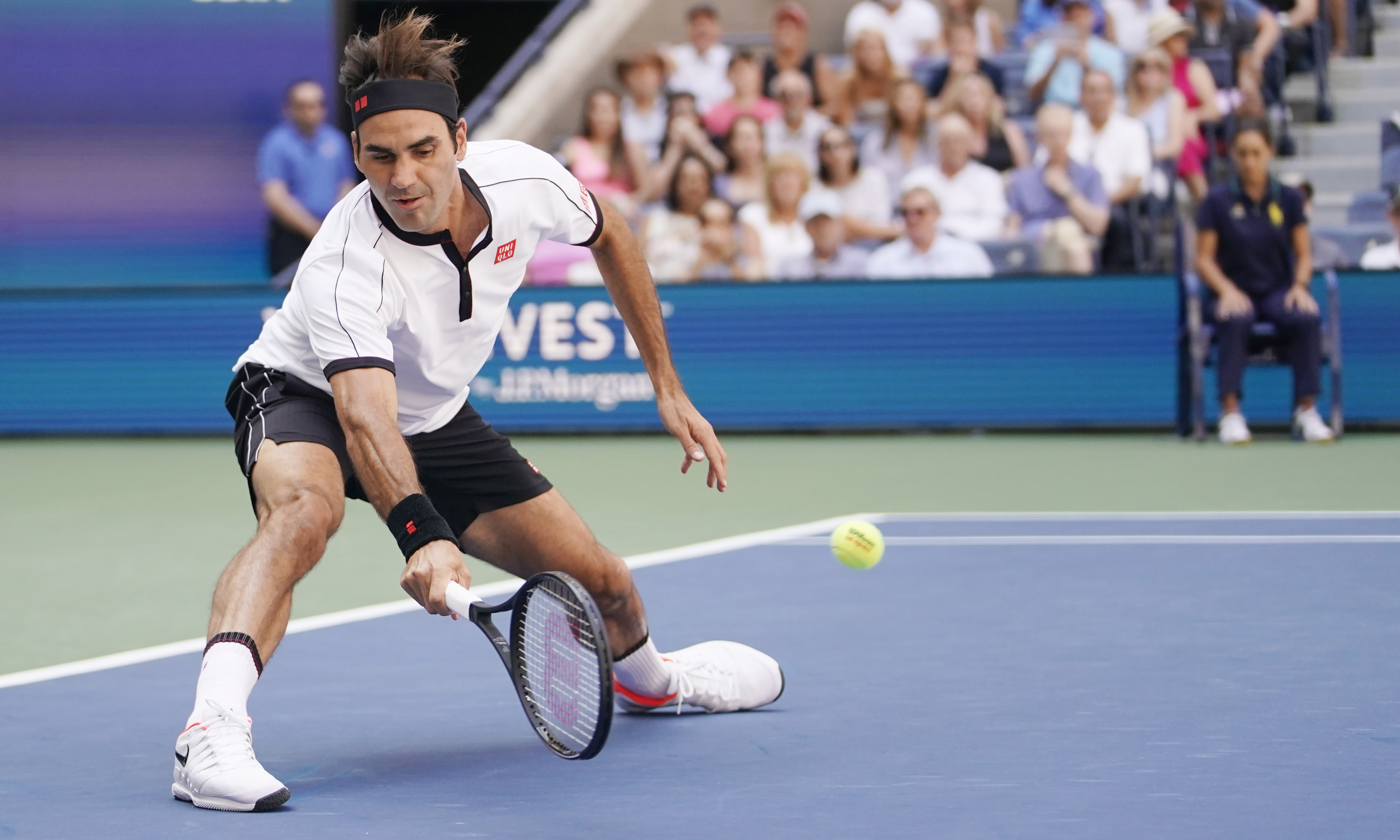 日本网球队鏖战法国网球队，费德勒惊艳世界的简单介绍