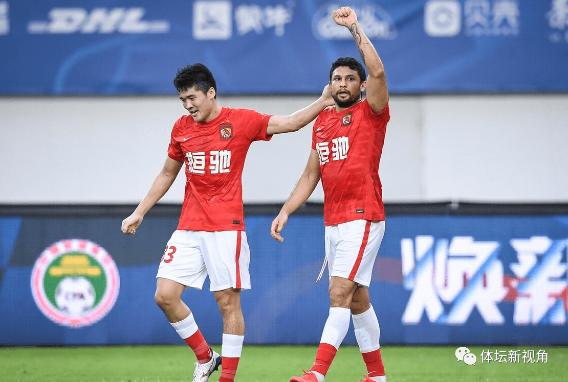 印度队鏖战法国队,李梓嘉状态火热 印度队鏖战法国队,李梓嘉状态火热