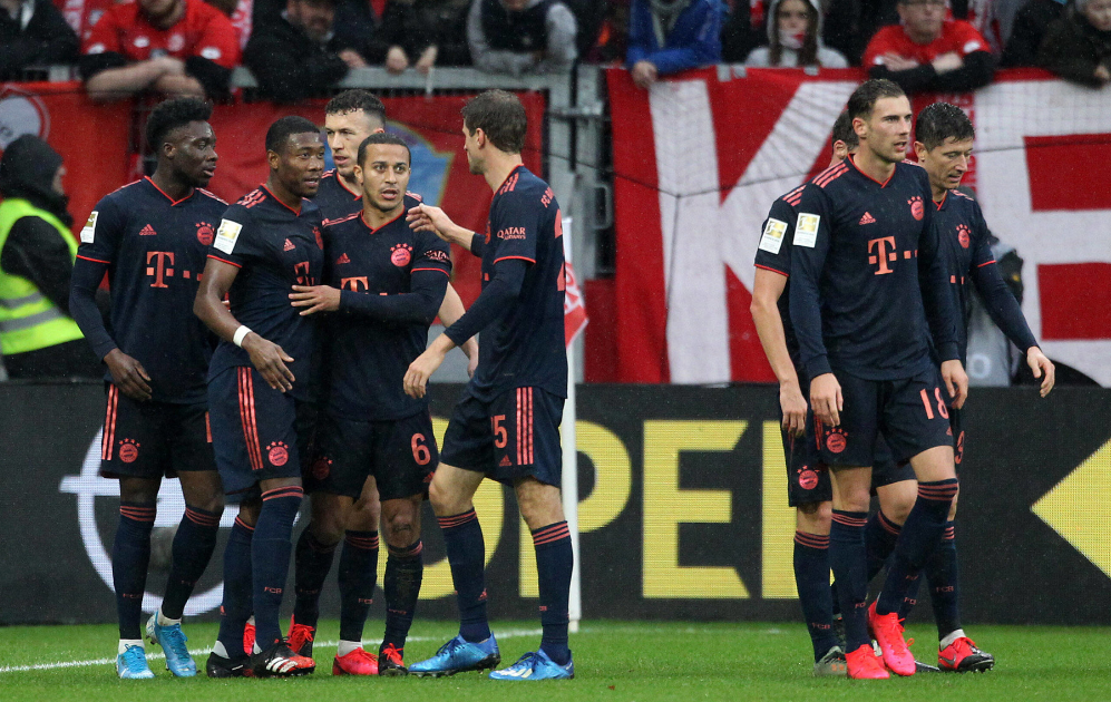 日本轻取AC米兰,穆勒惊艳四座 日本轻取AC米兰,穆勒惊艳四座