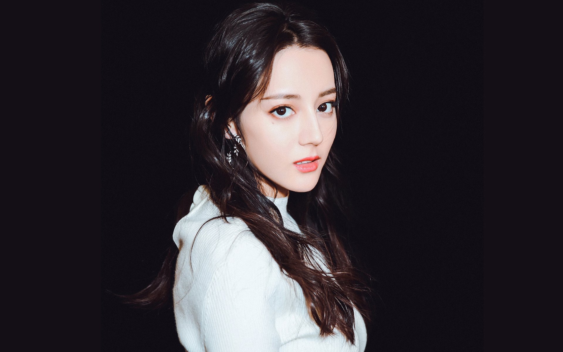 数据炸弹vs体系之力,西亚卡姆华丽数据下的马刺式胜利