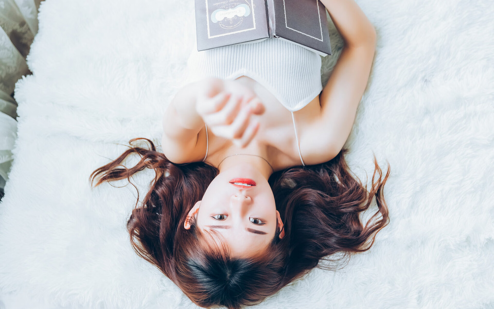 沙特压制洪都拉斯,坎特成为关键先生