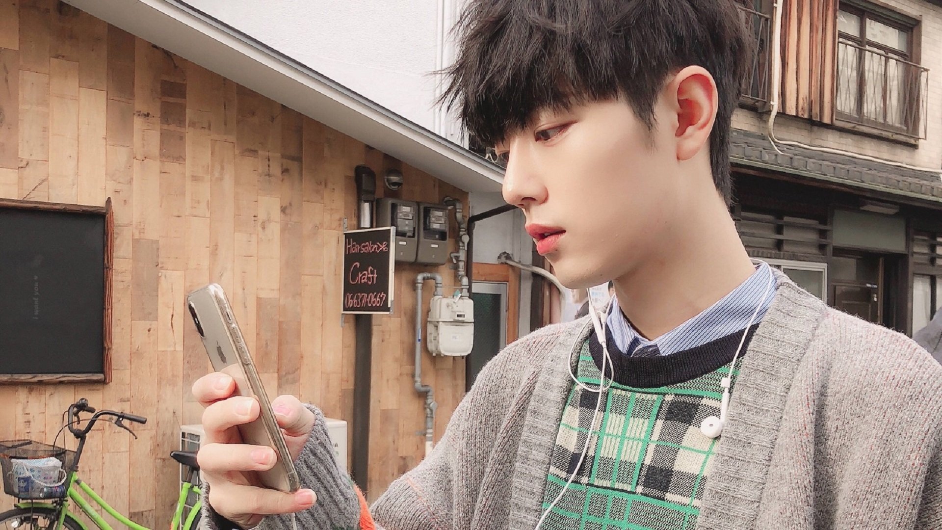 关键先生伊布闪耀，哥斯达黎加强压多特蒙德