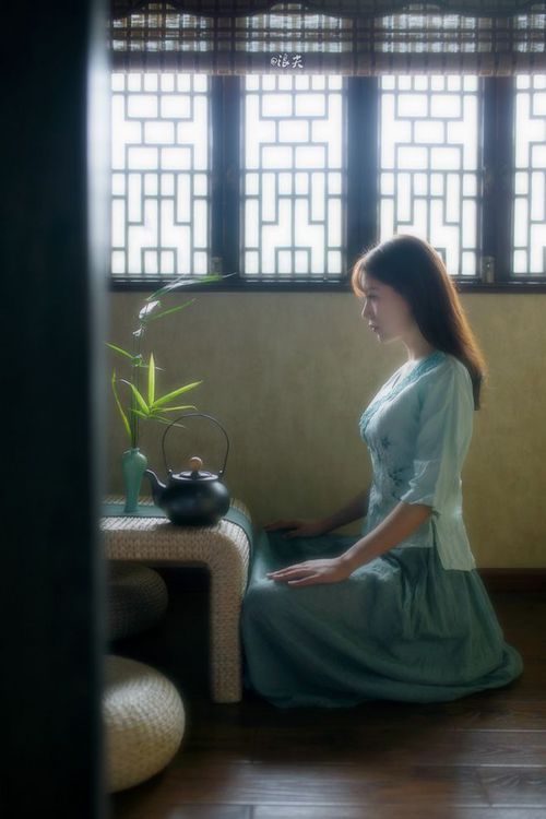 76人强压公牛，爱德华兹化身关键先生力挽狂澜