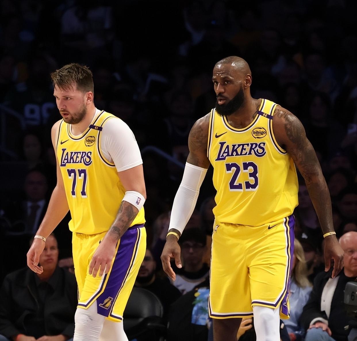 2026世界杯焦点战，雷霆压制黄蜂