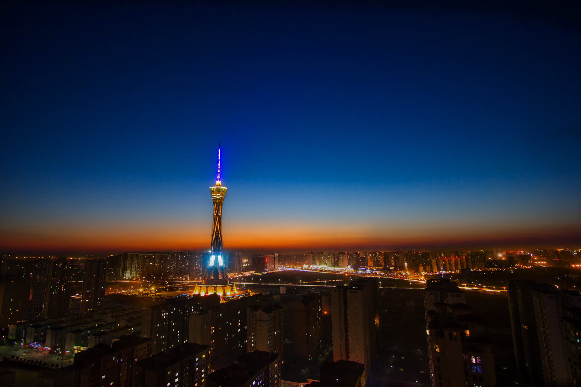 关键先生降临,当太阳险胜奇才之夜,约基奇定义了何为终极掌控